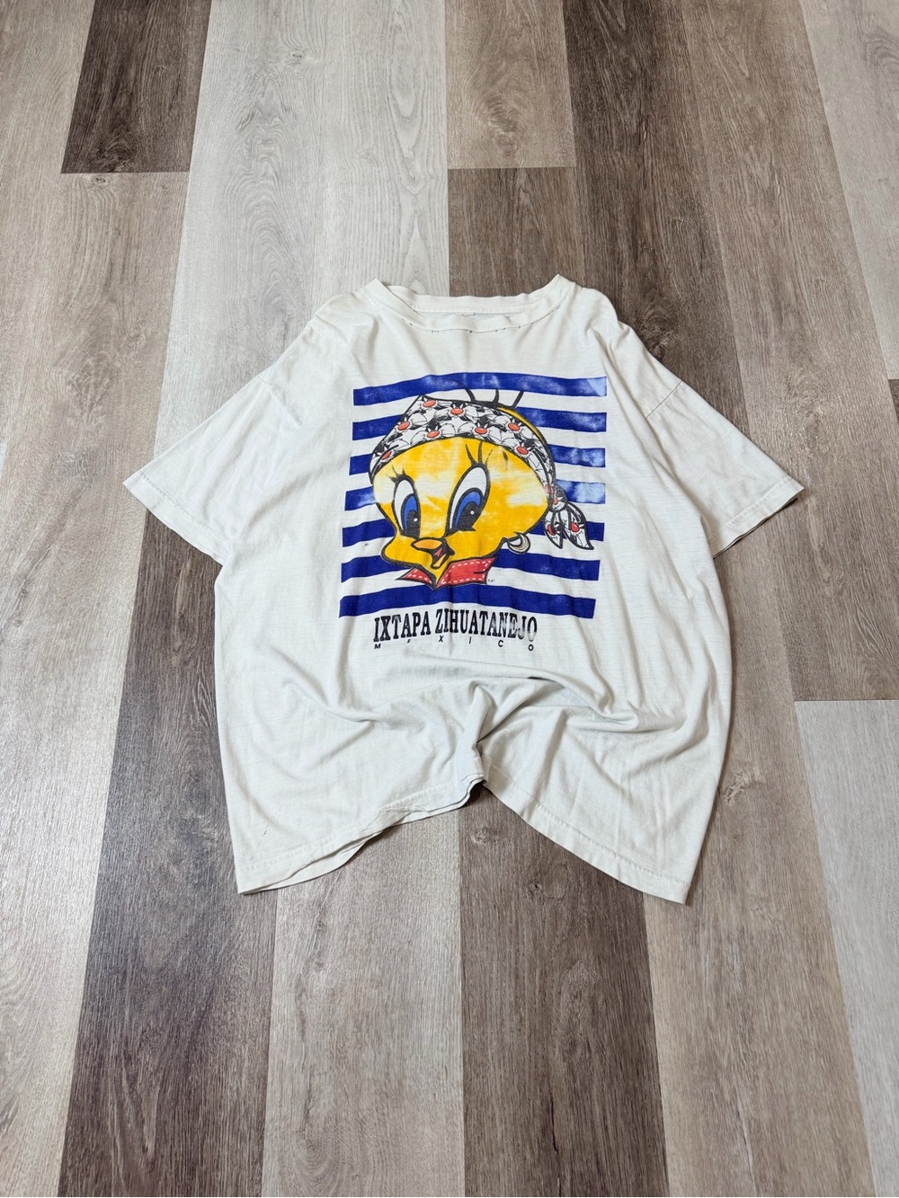 Vintage Tweety Bird Mexico Graphic Tee
